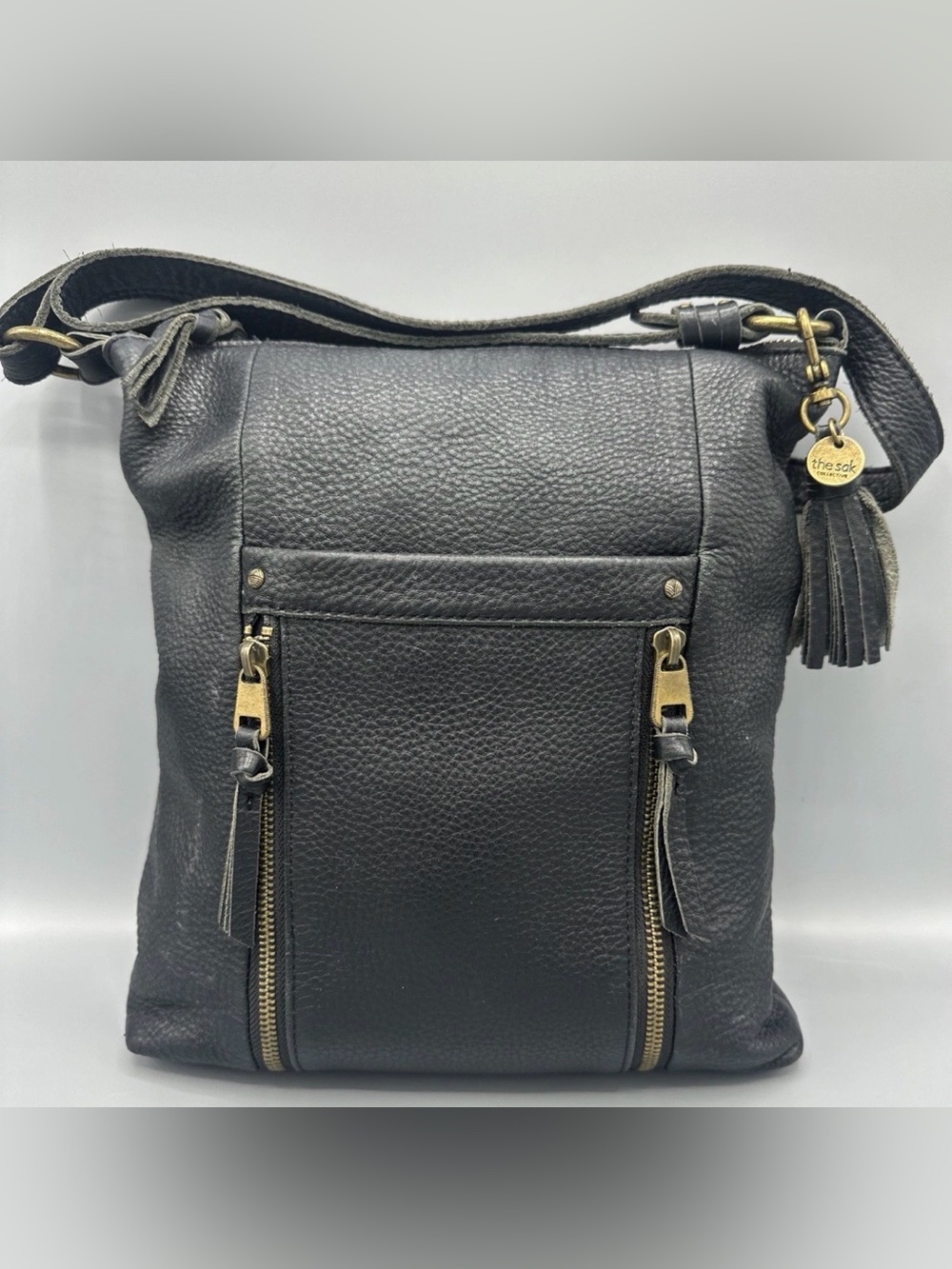 The Sak Collective LADERA Black Pebbled Leather Crossbody Bag Purse Tassled Zip